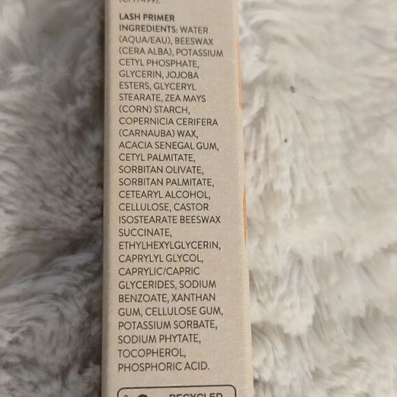 New Honest Black Extreme Length Mascara + Primer - Picture 4 of 8